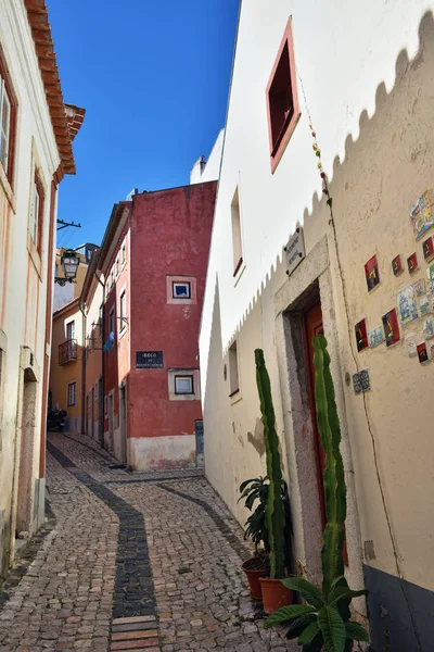 Calle en Lisboa, Portugal — Foto de Stock