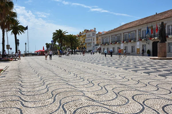 Malé náměstí v Cascais, Portugalsko — Stock fotografie
