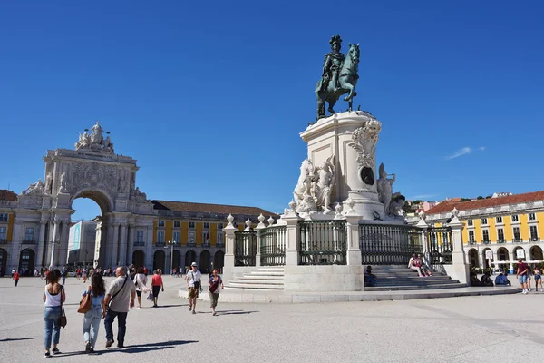 Piazza del Commercio a Lisbona, Portogallo — Foto Stock