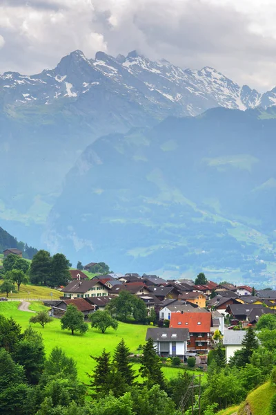Paisagem alpina deslumbrante no cantão de Uri, Suíça — Fotografia de Stock