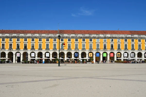 Praça do comércio em Lisboa, Portugal — Fotografia de Stock