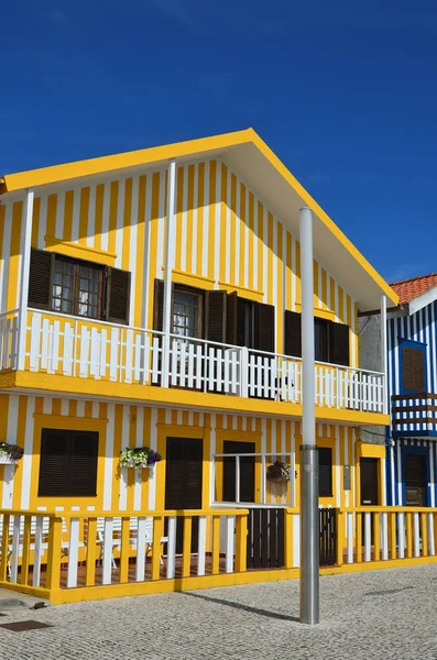 Maisons de couleur rayée, Costa Nova, Beira Litoral, Portugal, Eur — Photo