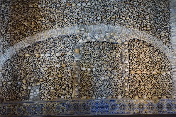 Kaple kostí, evora, Portugalsko — Stock fotografie
