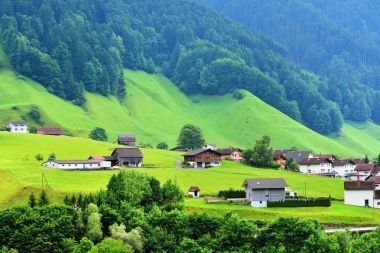 Alp manzarada çarpıcı: Kanton Uri, İsviçre