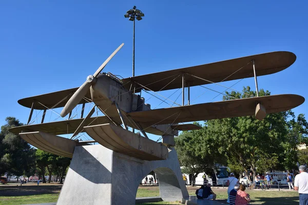 Monumento ao primeiro voo através do Atlântico Sul Belém Lis — Fotografia de Stock