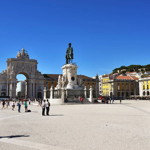 Торгова площа в Лісабоні (Португалія). — стокове фото