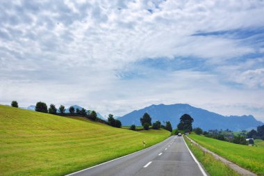 İsviçre tar road
