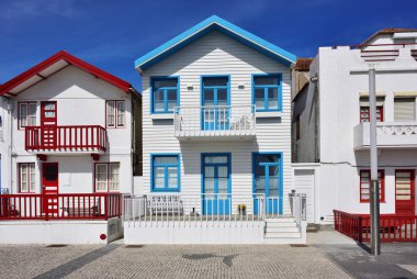 Çizgili renkli evler, Costa Nova, Beira Litoral, Portekiz, Eur