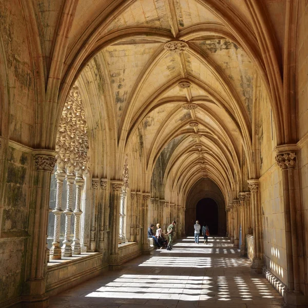 Claustro del Monasterio de Batalha. Portugal — Foto de Stock