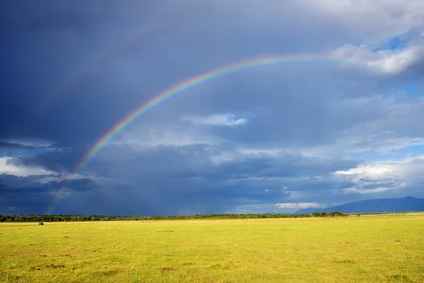 Dubbele regenboog, Tanzania — Stockfoto