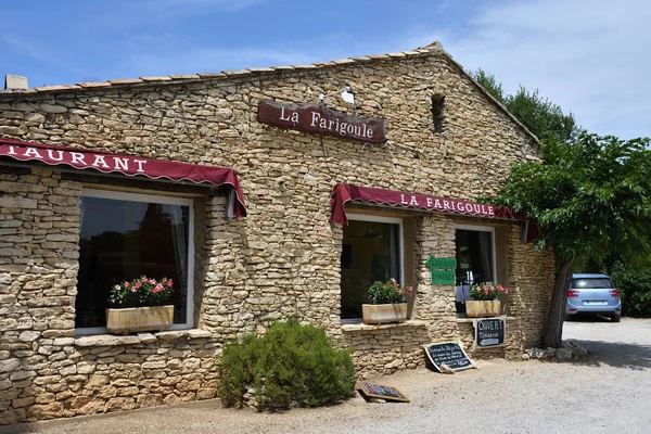 Landsbygden restaurang i Provence, Frankrike — Stockfoto