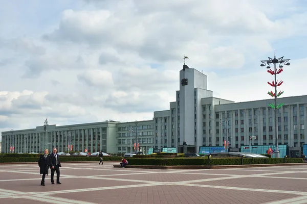 Construção e uso doméstico em Minsk, Bielorrússia — Fotografia de Stock