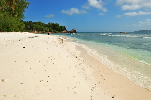 Praia tropical, Ilhas Seychelles — Fotografia de Stock