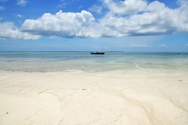 Zanzibar, Tanzania, Afrika. Strand van Kendwa — Stockfoto
