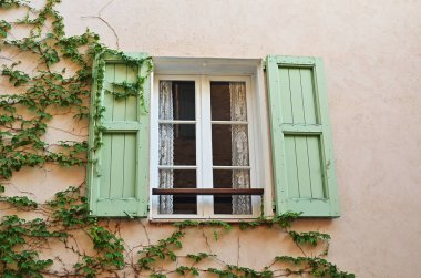 Pencereyi aç. Provence, Fransa