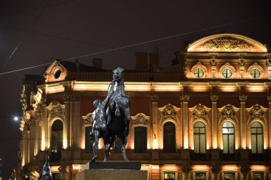 Rusya, Saint Petersburg gece manzarası. At Ta