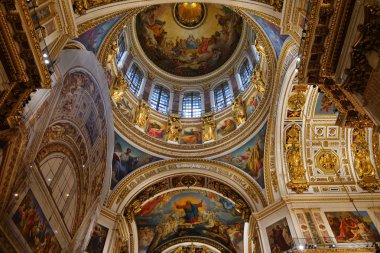 Saint Petersburg 'daki Saint Isaac Katedrali' nin içleri. Russ!