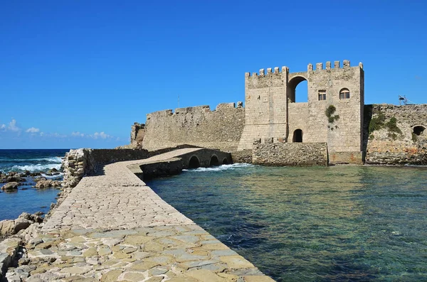 Ponte Para Portão Fortaleza Veneziana Methoni Peloponeso Messênia Grécia — Fotografia de Stock