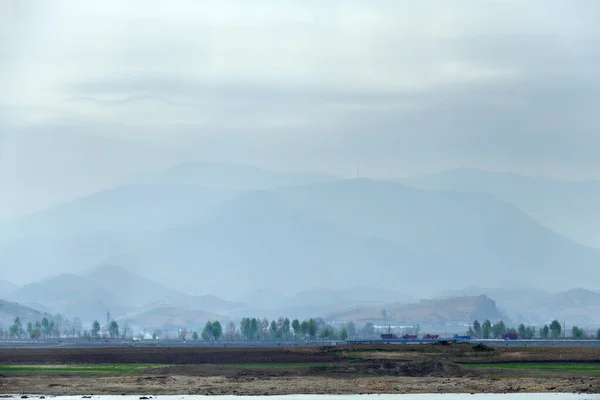 Dprk 새벽에 나타나는 경작하였다 — 스톡 사진