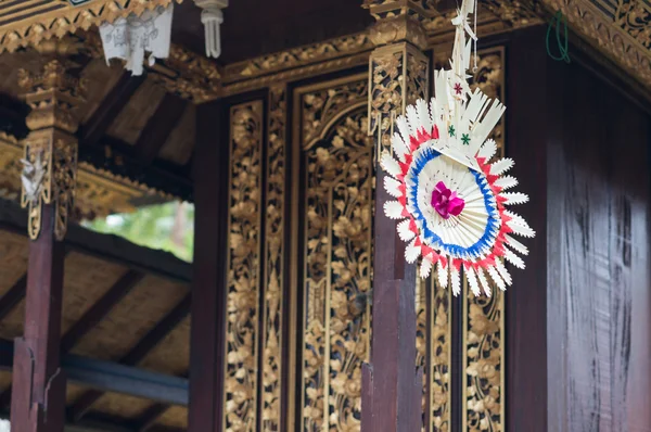 Hindu decoration in Bali temple — Stock Photo, Image