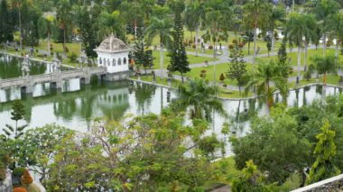 Taman Ujung su Sarayı Bahçe