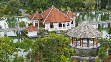 Taman Ujung parkta Milli