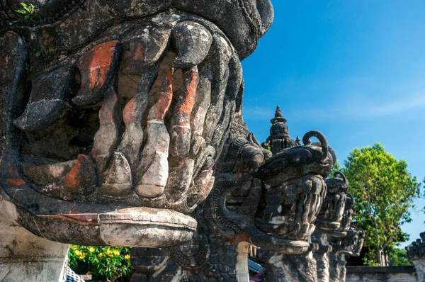 Balinesiska drakar närbild — Stockfoto