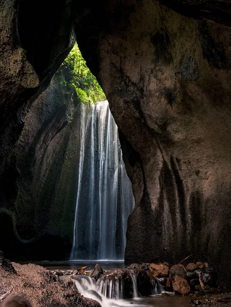 Tukad cepung vattenfall på Bali Royaltyfria Stockfoton