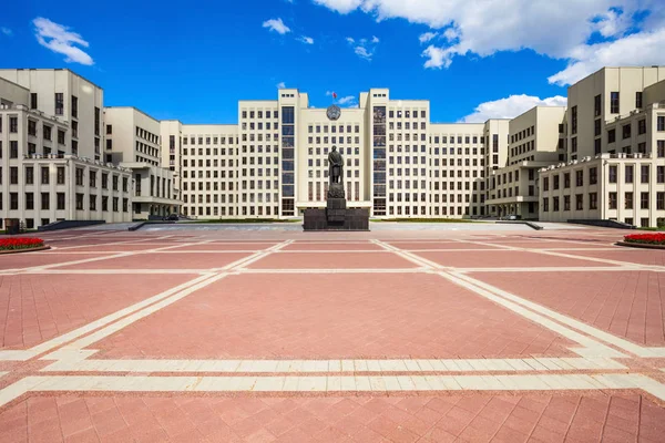 Huis van de regering, Minsk — Stockfoto