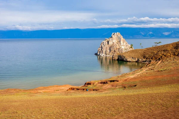Λίμνη Βαϊκάλη στη Σιβηρία — Φωτογραφία Αρχείου
