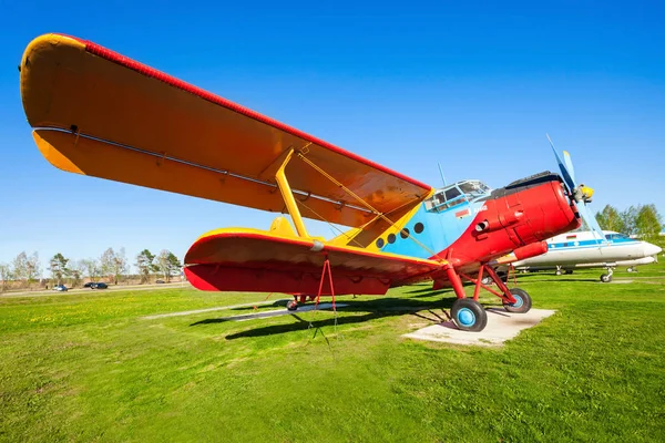 El avión Antonov An-2 — Foto de Stock