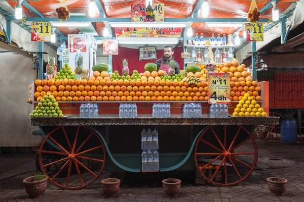 Orangensaft-Stand — Stockfoto