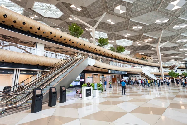 Baku Heydar Aliyev Airport — Stockfoto