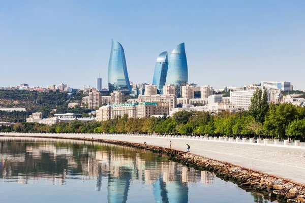 Ohnivé věže v Baku — Stock fotografie