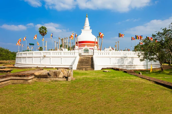 Thuparamaya Dagoba in Anuradhapura — Φωτογραφία Αρχείου
