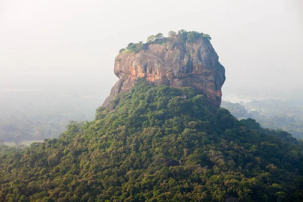 Sigiriya rocha, sri lanka — Fotografia de Stock