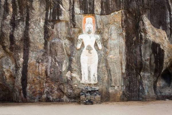 Buduruwagala sculture del tempio della roccia — Foto Stock