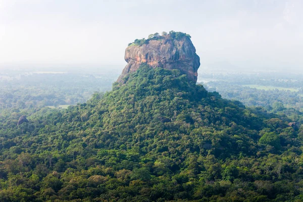 Sigiriya rock, Sri Lanka — Stockfoto