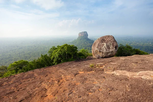Sigirya rock, Sri Lanka — Stok fotoğraf