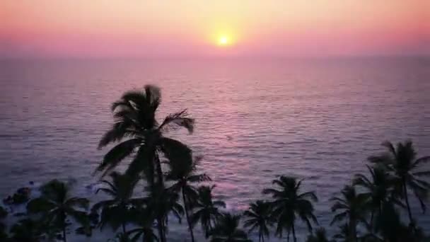 Puesta de sol en el mar, Playa de Goa — Vídeos de Stock