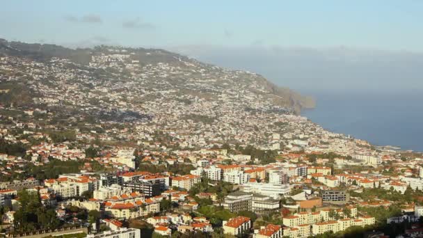 Funchal antena panorámica puesta del sol vista timelapse — Vídeos de Stock