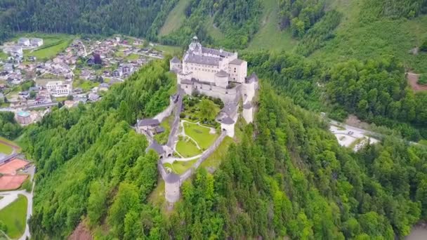 Hohenwerfen замок повітряних, Австрія — стокове відео