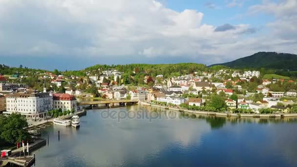 Vista aérea de Gmunden, Áustria — Vídeo de Stock