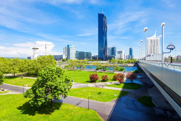 Quartiere moderno del Danubio, Vienna — Foto Stock