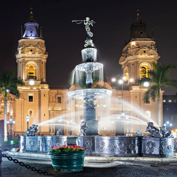 Basilika Kathedrale, Lima — Stockfoto