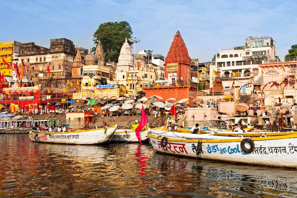 Varanasi ghats em Índia — Fotografia de Stock