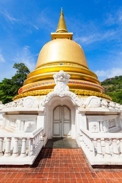 Goldener Tempel von Dambulla — Stockfoto