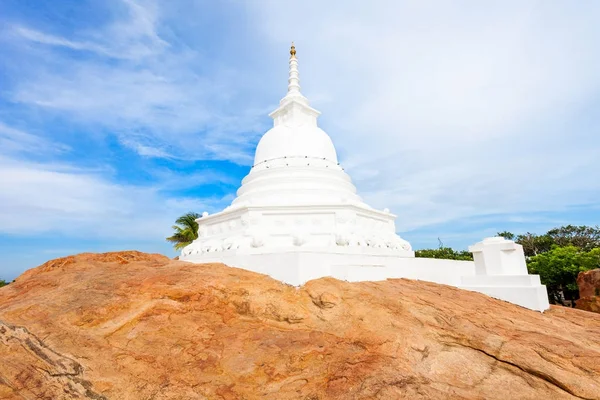 Kirinda vihára chrám, Tissamaharama — Stock fotografie