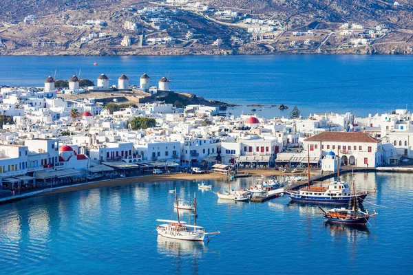 Windmolens op Mykonos, Griekenland — Stockfoto