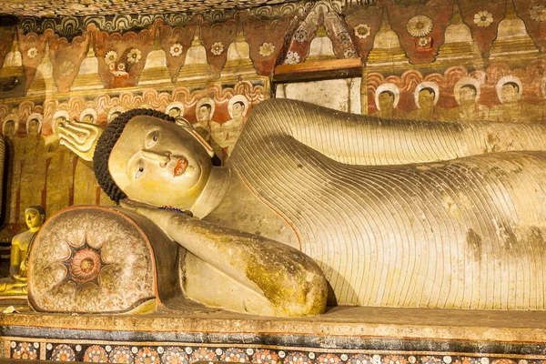 Dambulla Goldener Höhlentempel — Stockfoto